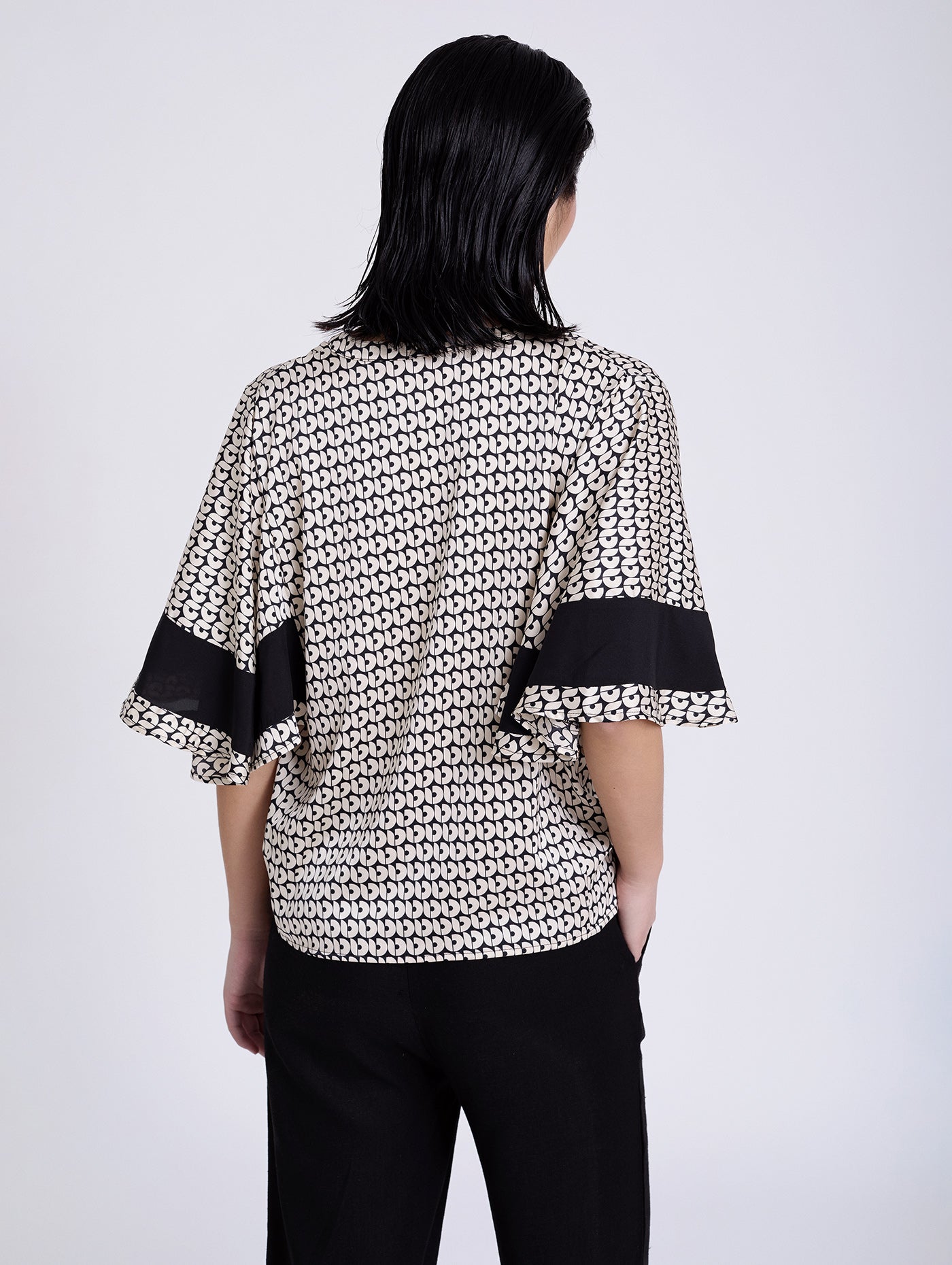 Camisa Satinada Retro