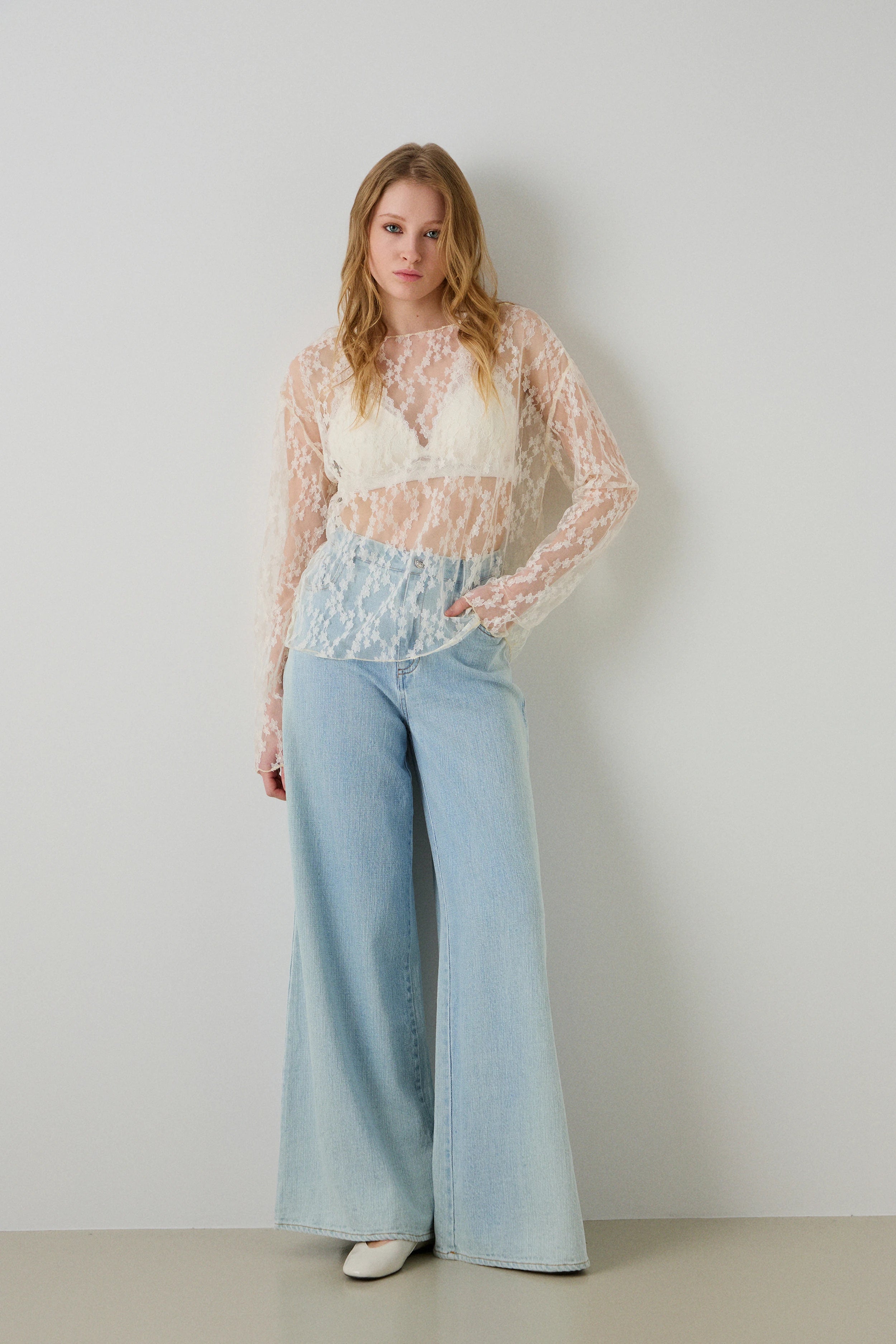 Blusa Lace Elegance