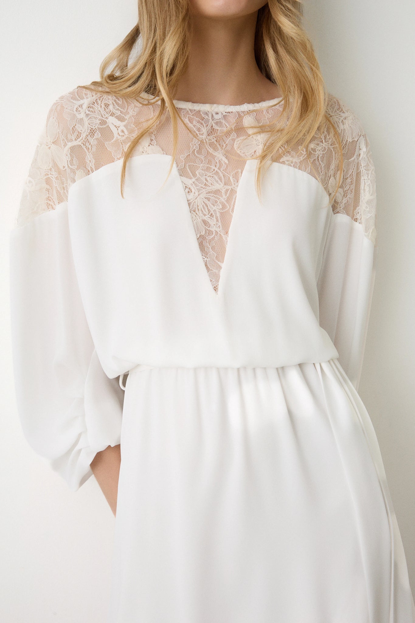 Vestido Lace Allure