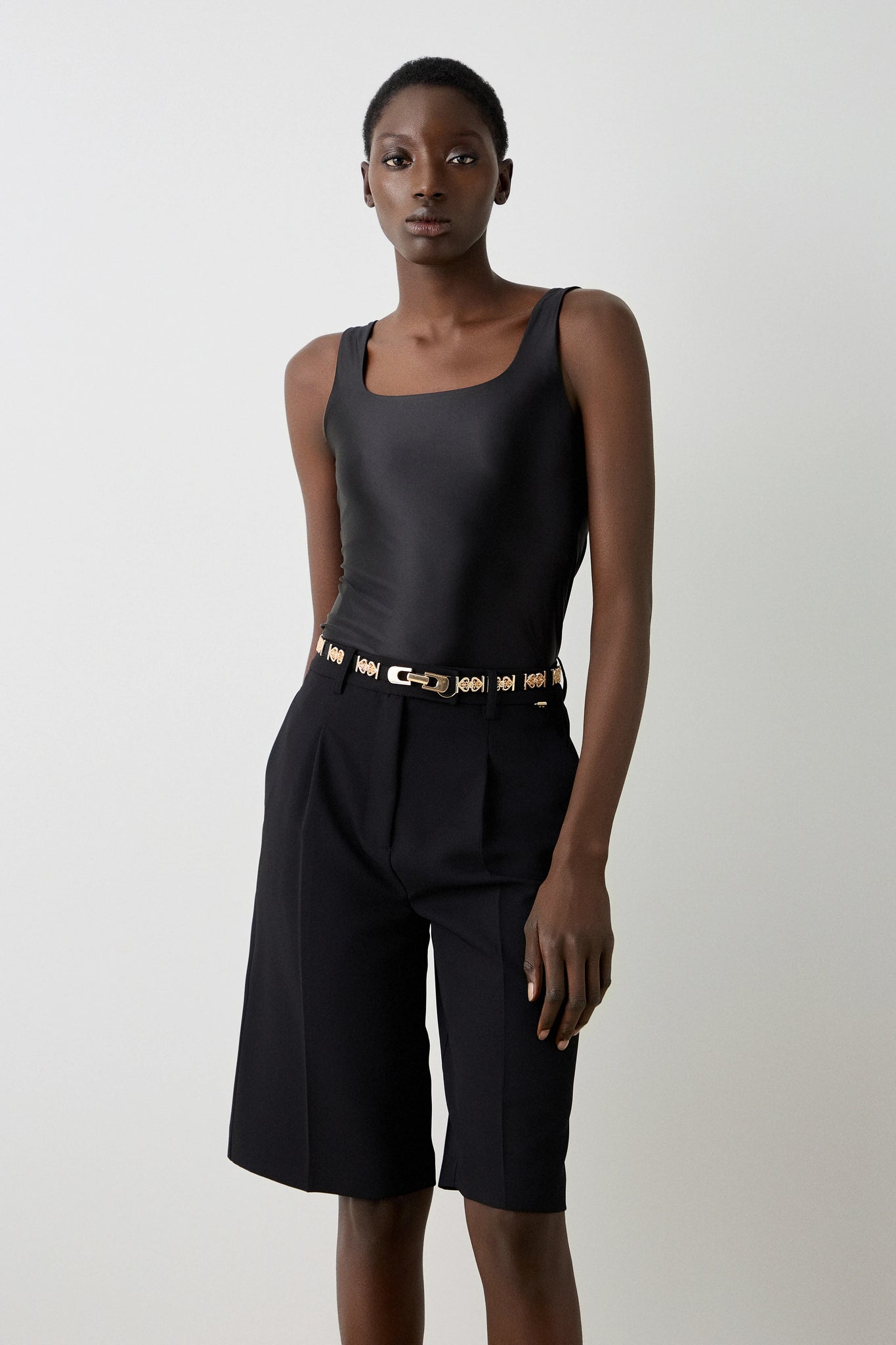 Blusa Black Essential