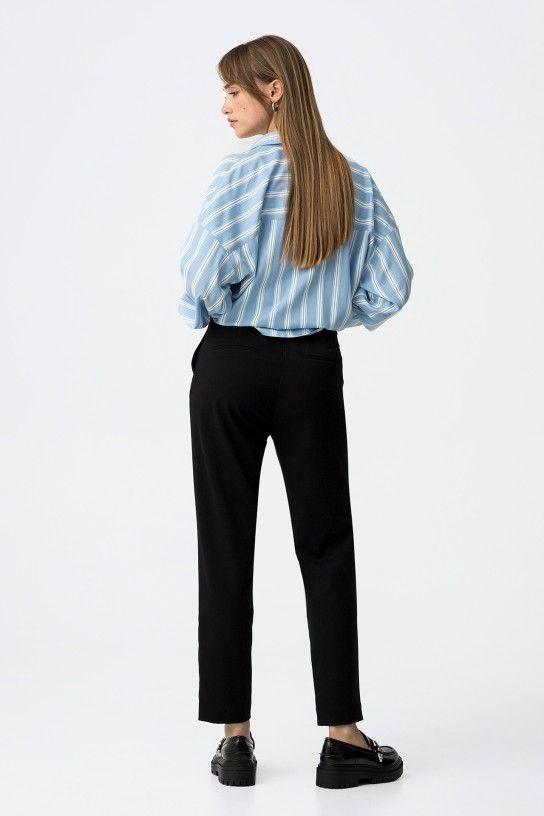 Pantalón Violeta Negro