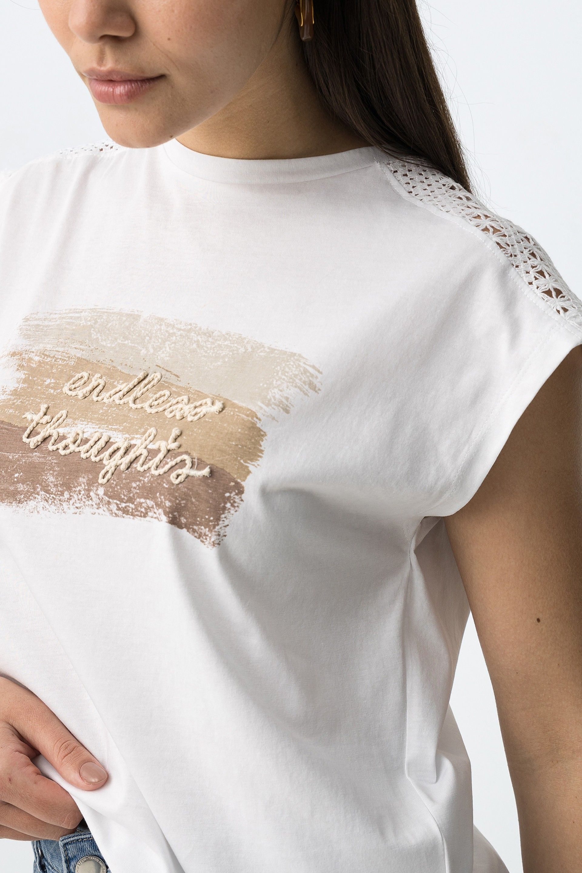 Camiseta Jellicent