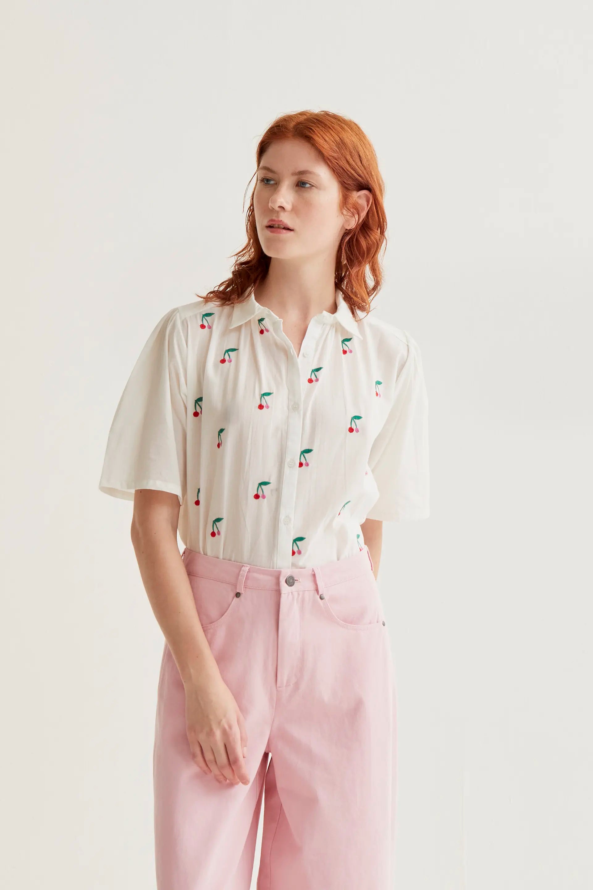Camisa White Cherries