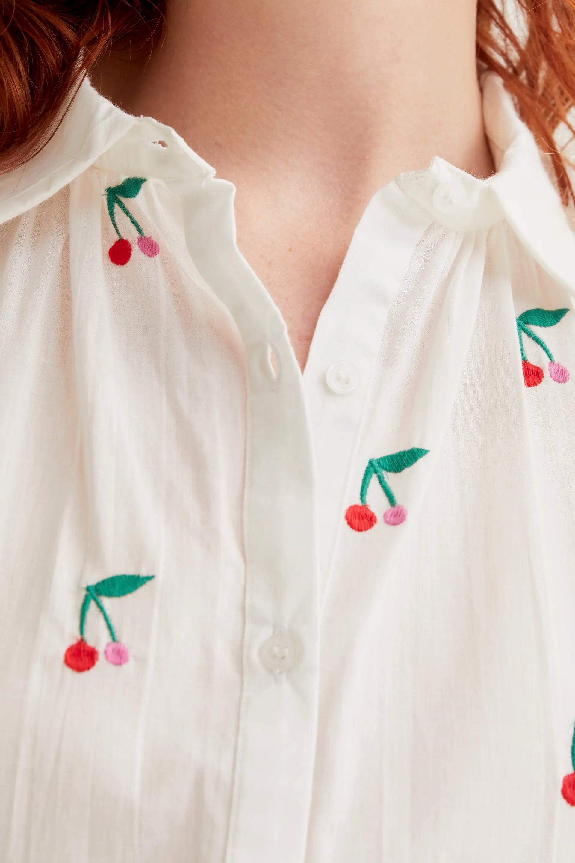 Camisa White Cherries