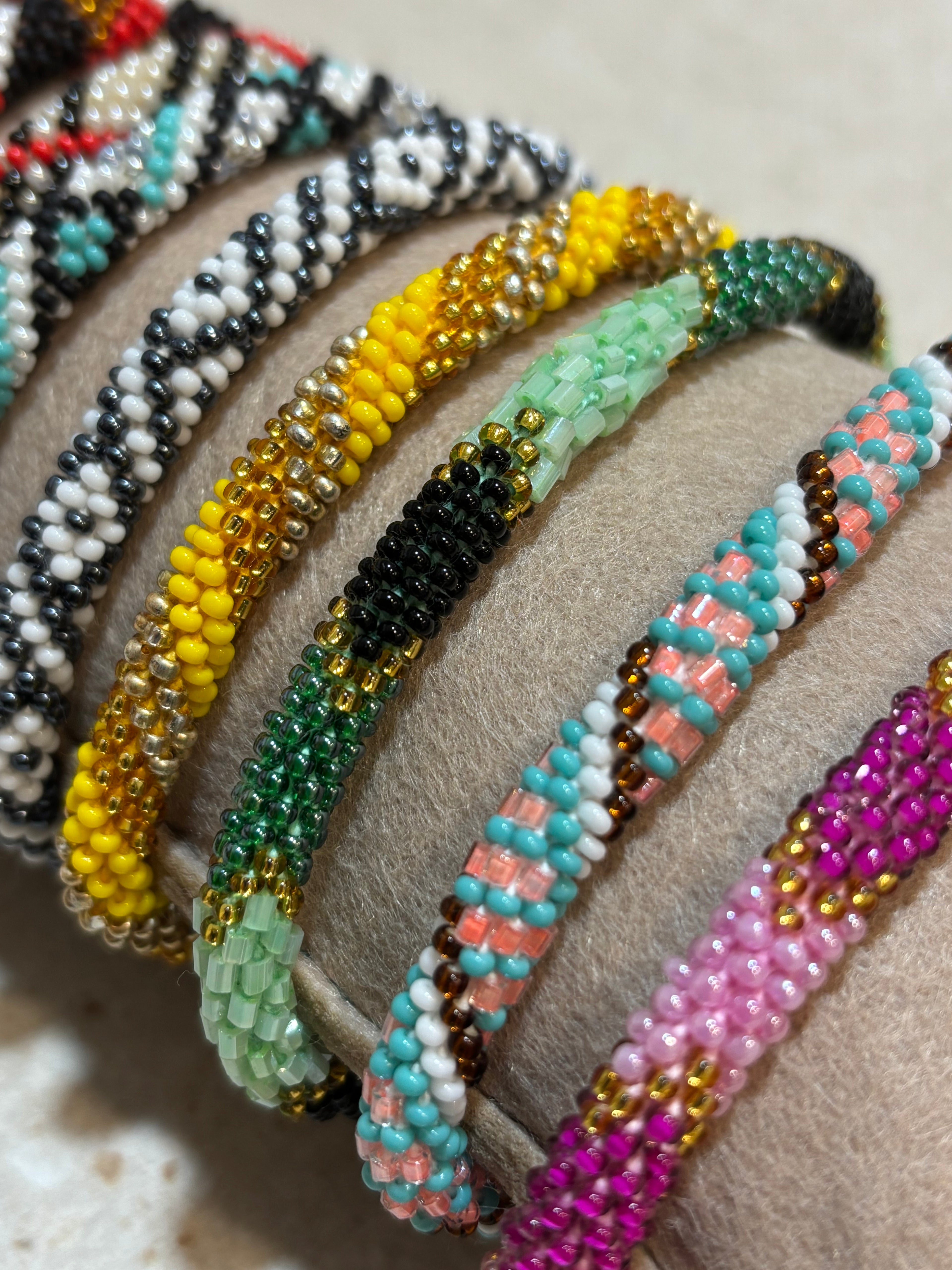 Pulseras Nepalíes
