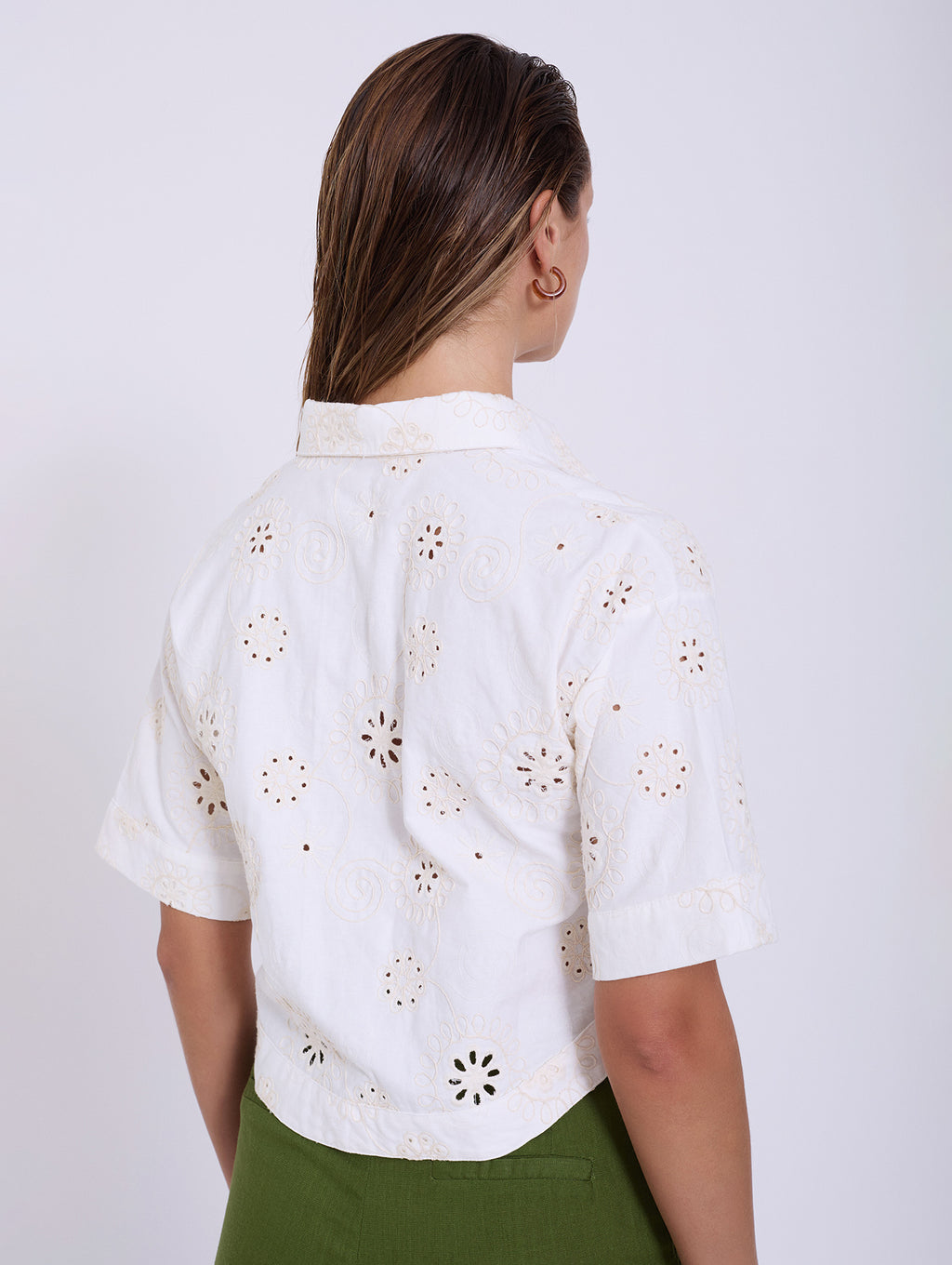 Blusa Bordado Suizo