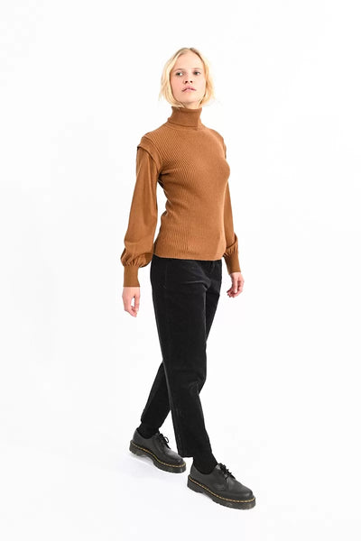 Jersey Nicole camel