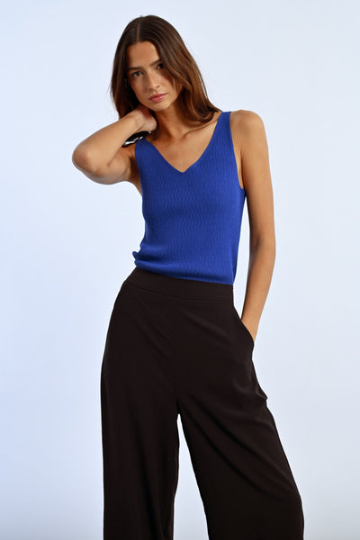 Pantalón Negro Perneras Anchas